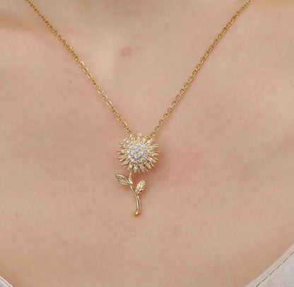 Rotating Flower Necklace - 18k Gold Plated